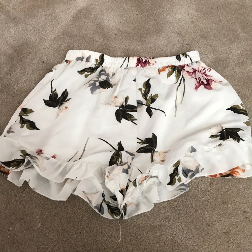 flower shorts high rise